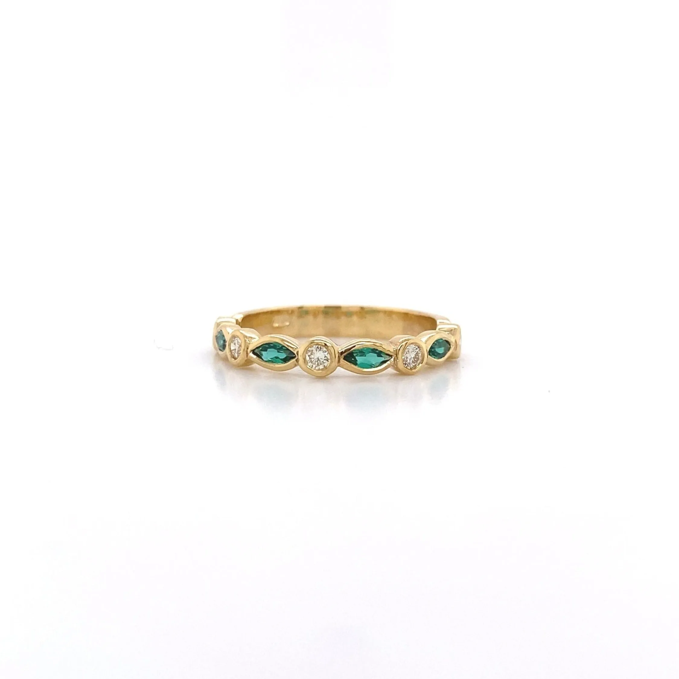 9ct Yellow Gold Emerald & Diamond Ring