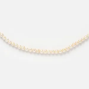 Classique Pearl Necklace