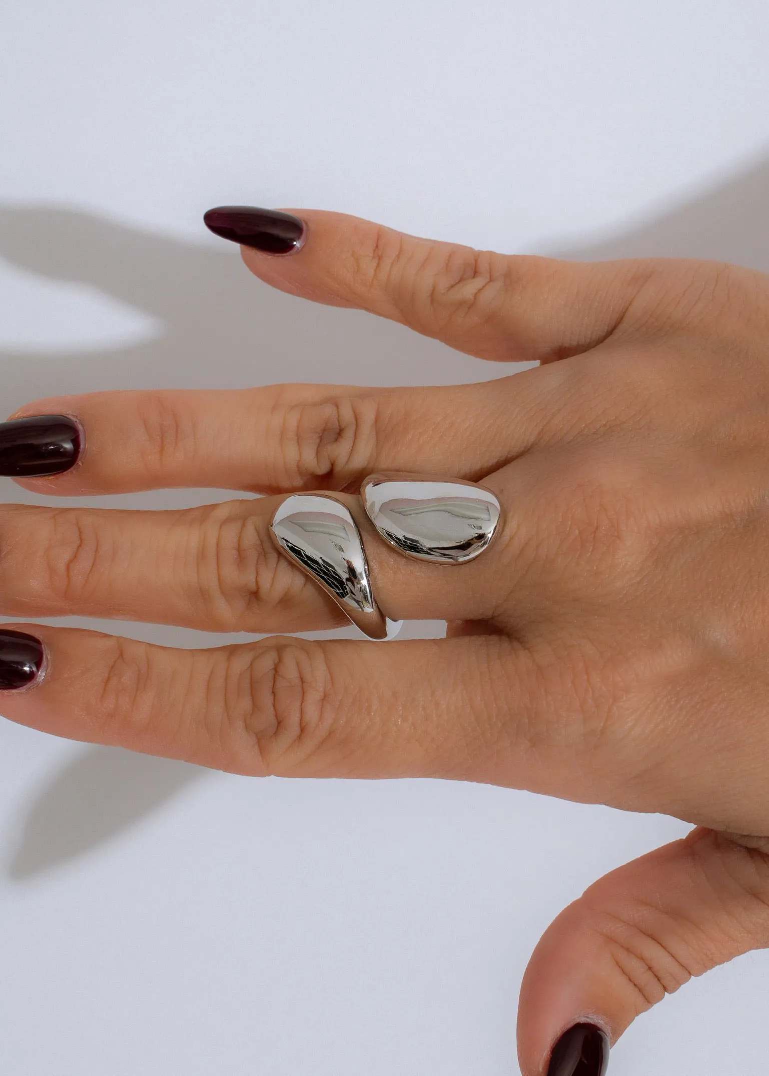 Fluid Harmony Ring Silver