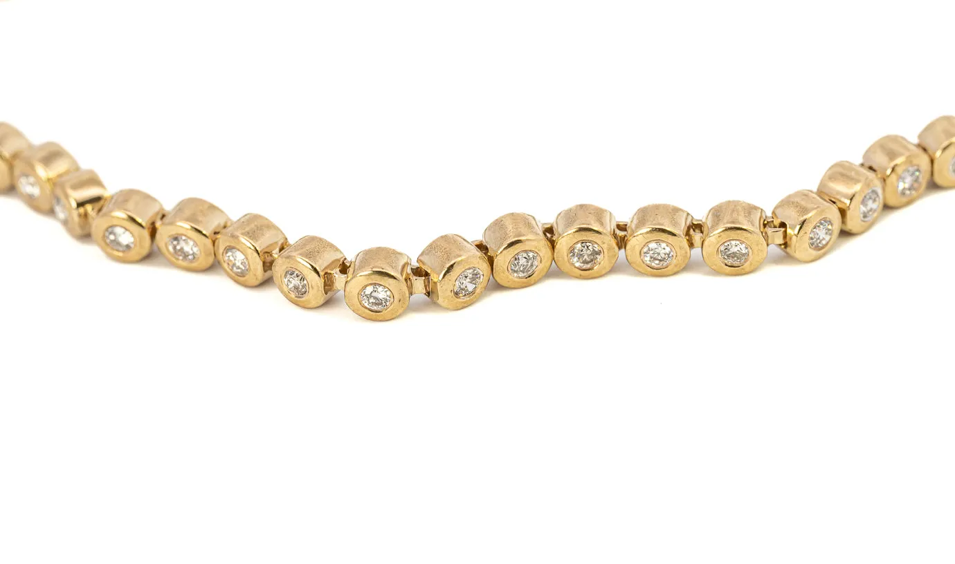 Luxurious 9K Yellow Gold Diamond Tennis Bracelet