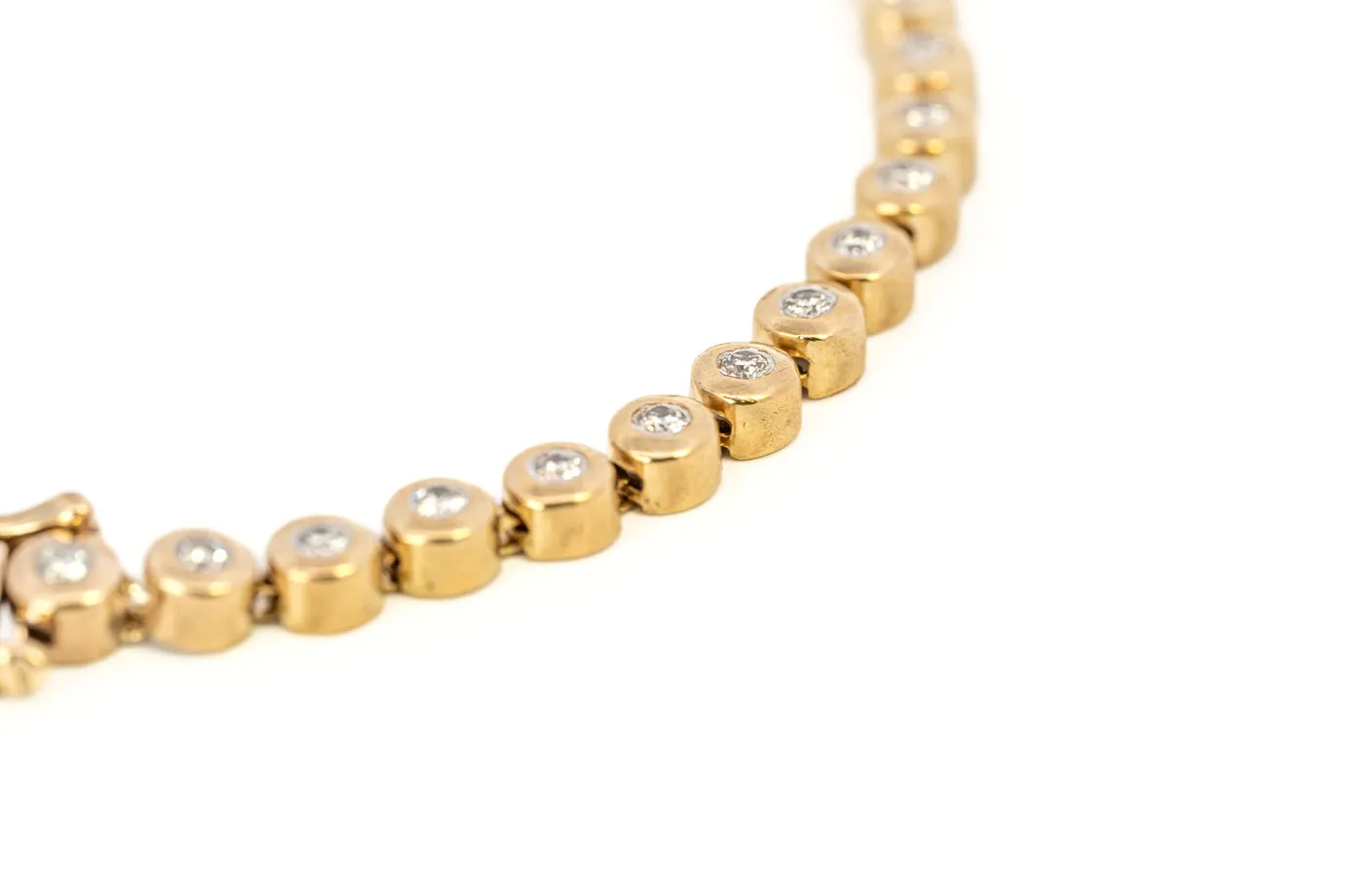 Luxurious 9K Yellow Gold Diamond Tennis Bracelet