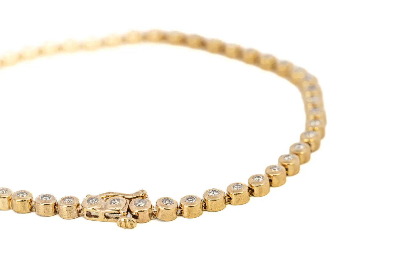 Luxurious 9K Yellow Gold Diamond Tennis Bracelet