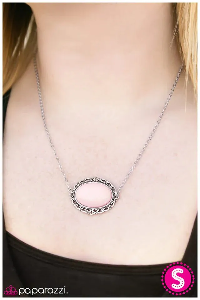 Paparazzi Necklace ~ Veni, Vidi, Vici - Pink