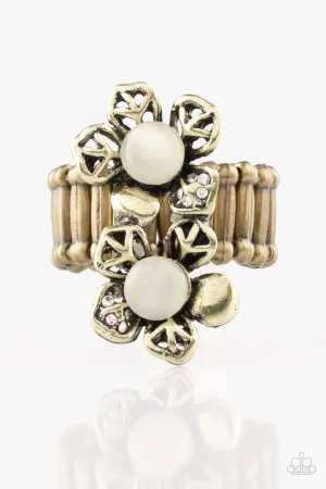 Paparazzi Ring ~ Magnolia Mansions - Brass