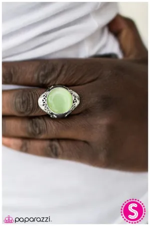 Paparazzi Ring ~ MOON Over! - Green