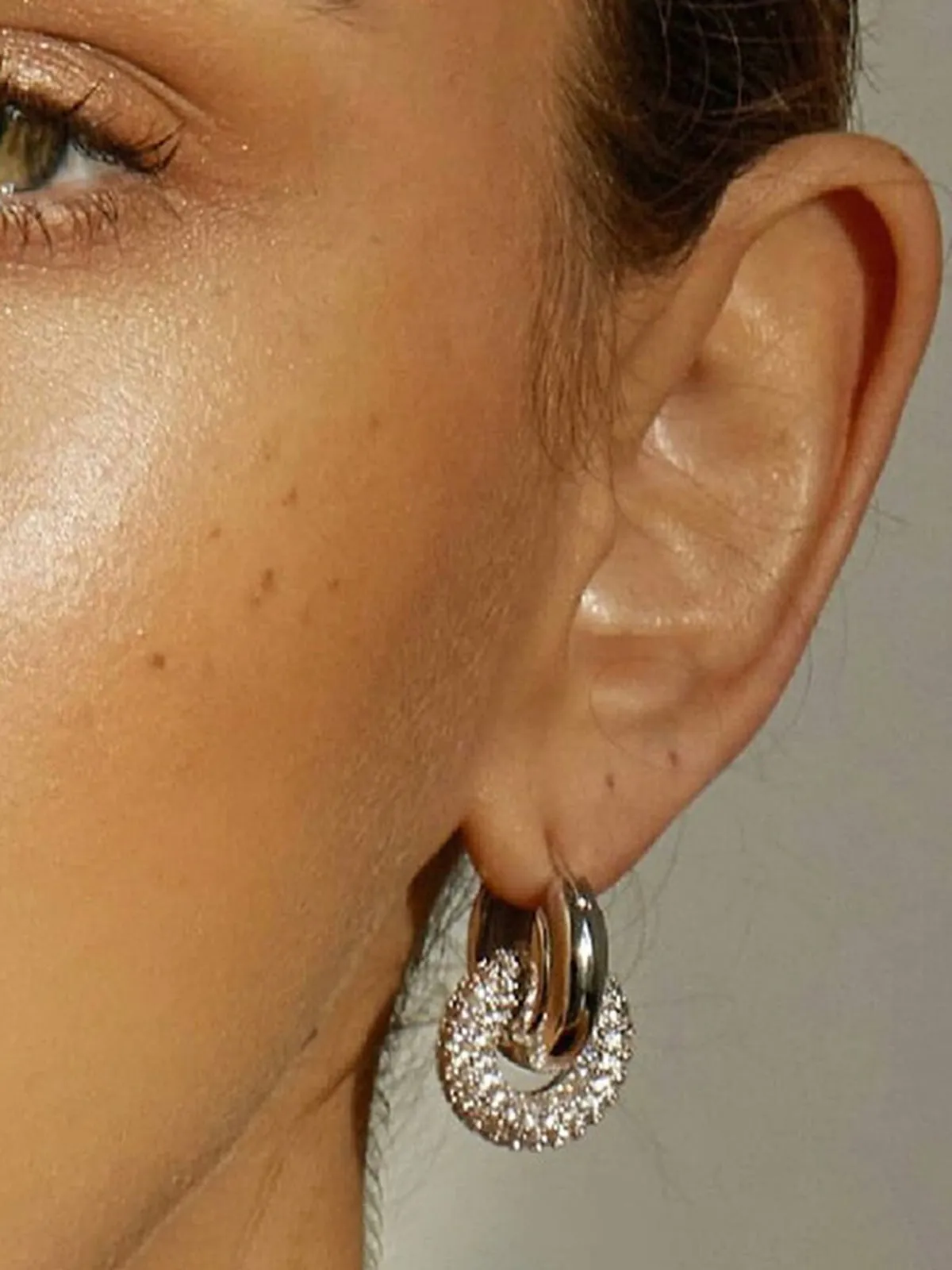 Polished Double Graceful Hoop Earrings