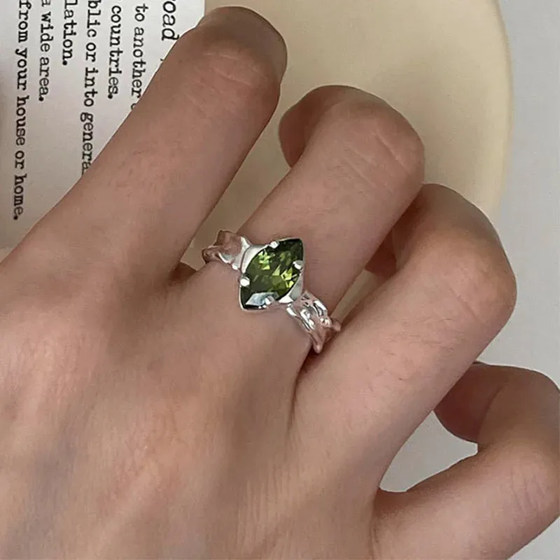 VAIGE Elegant Green Zircon Diamond Geometric Silver Ring